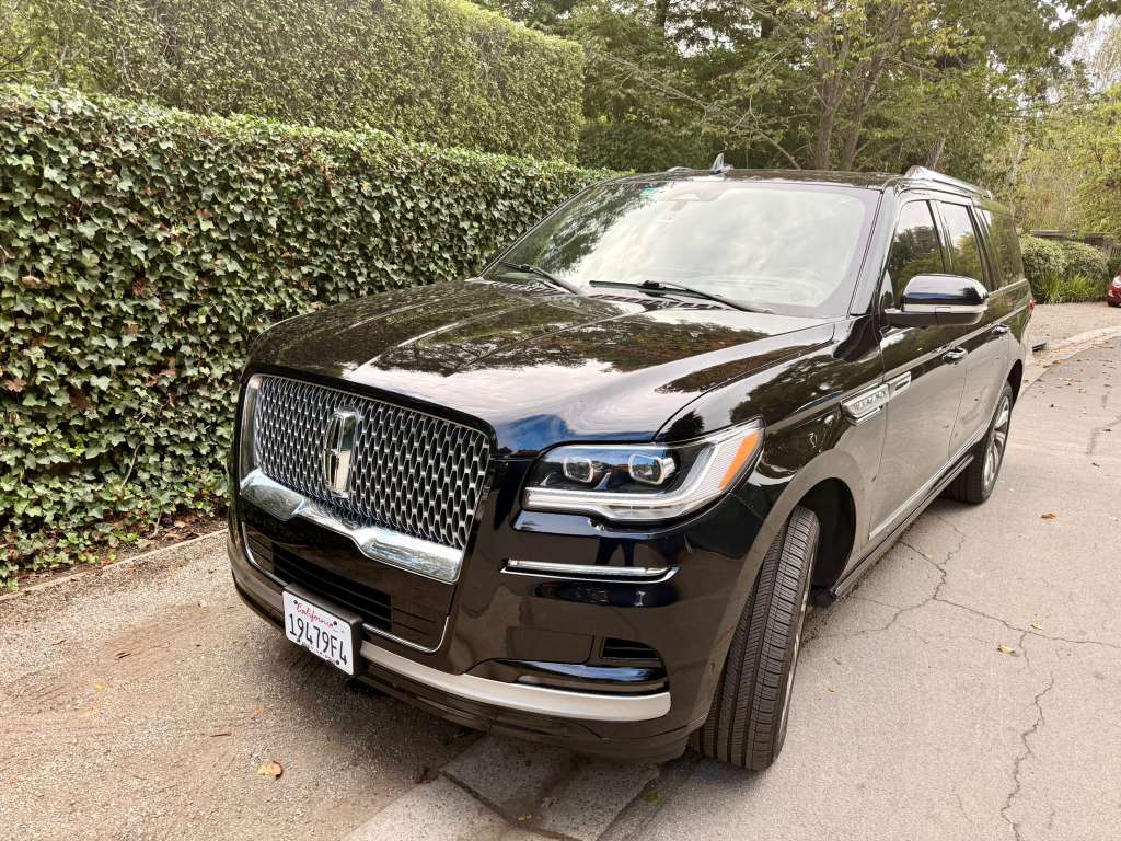 Lincoln Navigator — Bay Area limo service